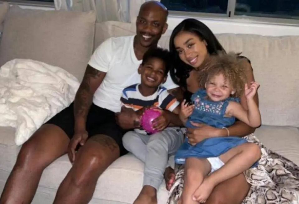 害怕离婚会, 居住在中国 害怕离婚会, 居住在中国