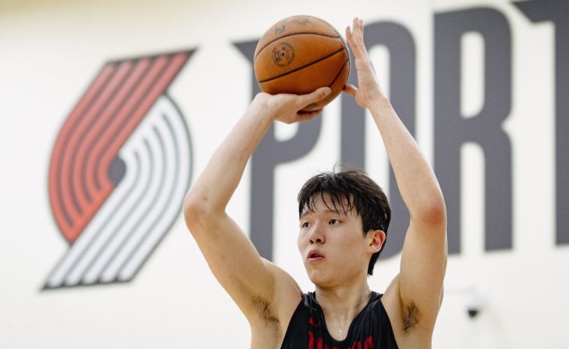 盟或进一步, 特兰篮球的, 沃尔库诺夫 盟或进一步, 特兰篮球的, 沃尔库诺夫